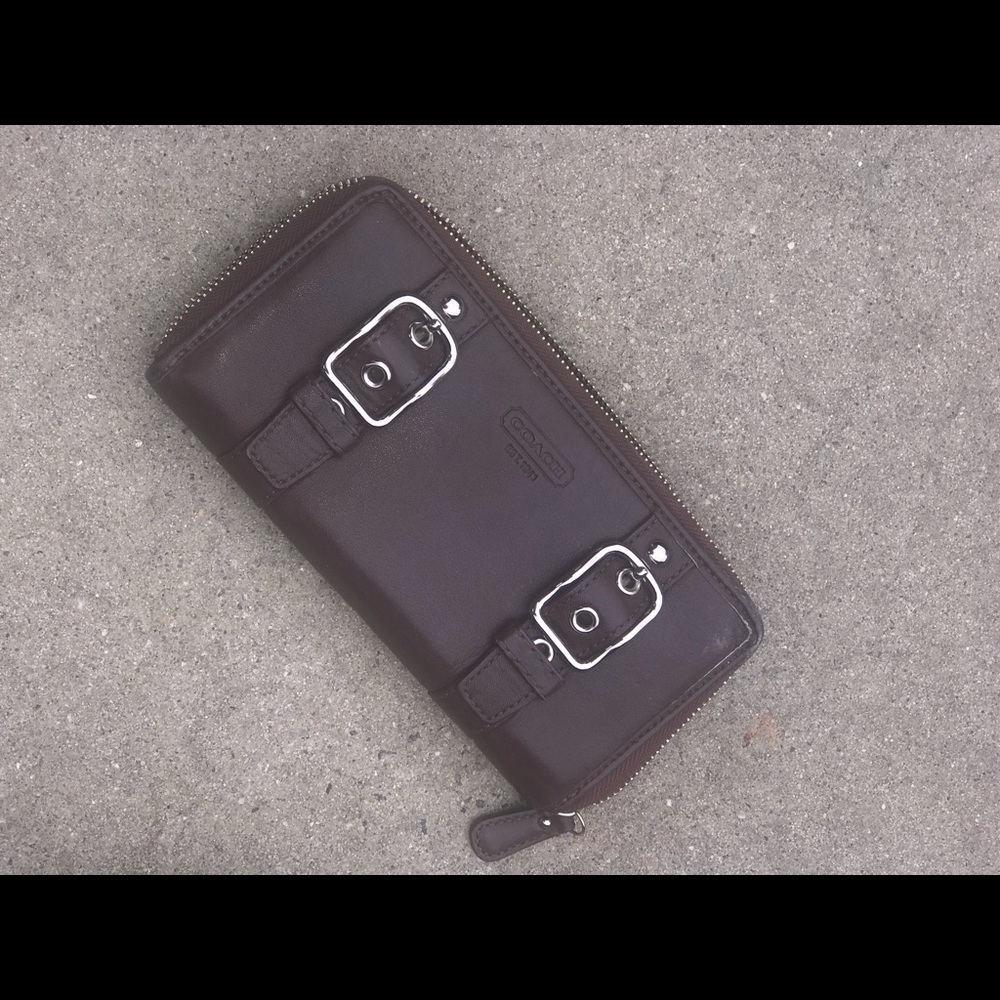 Coach wallet